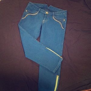 Blue Marciano crop jeans
